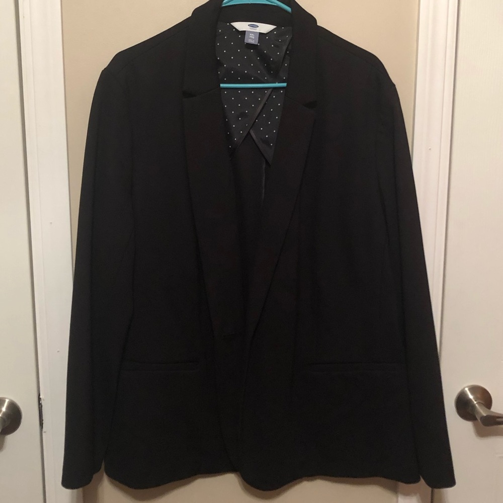 Old Navy black blazer